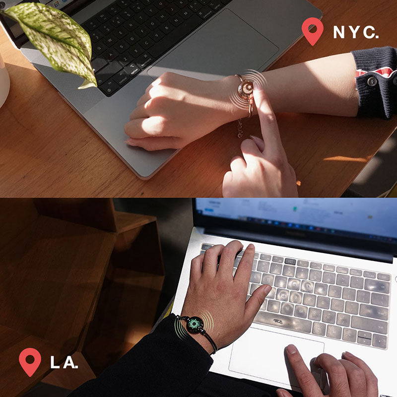 Long-distance couple's remote interactive smart mind-sensing bracelet, a pair of vibrating bracelets, a Valentine's Day gift.